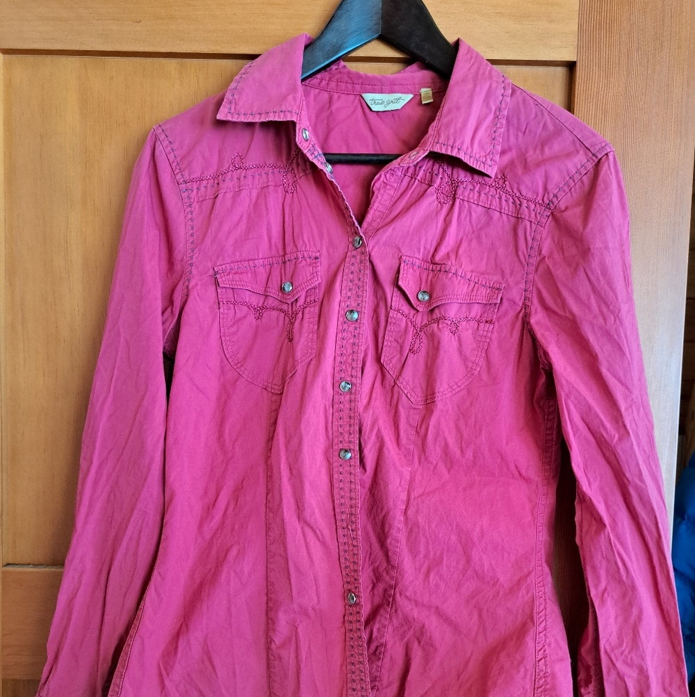 True Grit Snapp Snap Button-Up Blouse